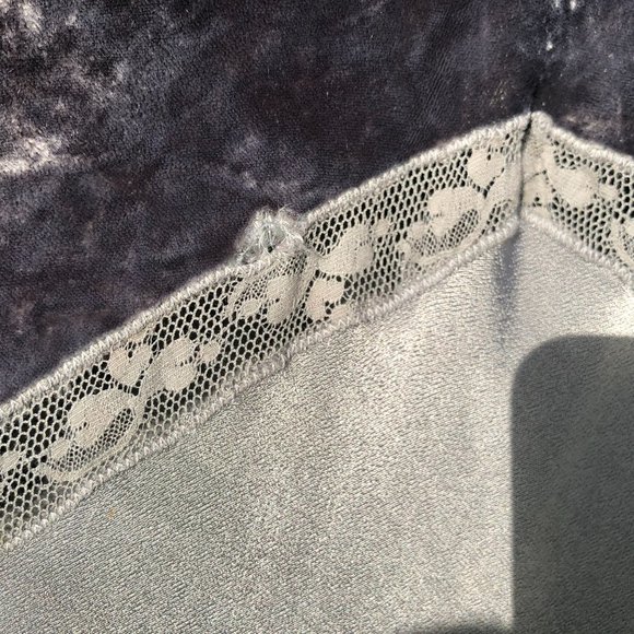 Vintage Gray Velvet Skirt Set Italy Full Skirt Long Sleeve Fishnet Lace Size M/L - Picture 10 of 15